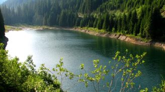 Lac de acumulare România