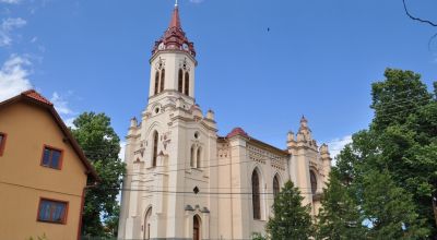 Biserica catolică Sfântu Peter şi Paul Ciumani