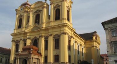 Le dôme catholique romaine Timisoara