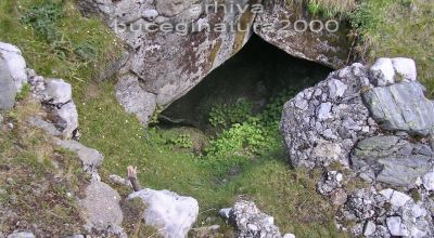 Grotte Avenul de sub Babele Moroieni