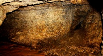 Mauvais grotte de la vallée Pietroasa