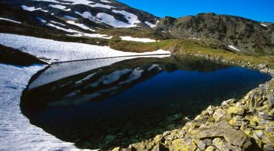 Lac gelé en Parang Montagnes Petrosani