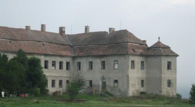 Château Kemeny-Bánffy de Luncani Luna