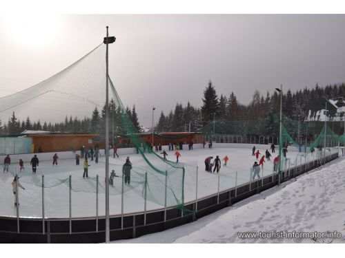 Patinoar Băile Harghita