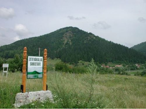 Ruine Du Château Zetea Zetea Subcetate