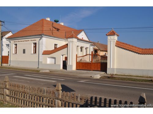 Sylvester Lajos Bibliothèque Cernat