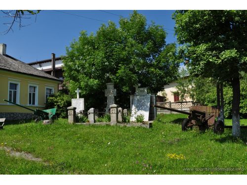 Monument To Heroes Of The War Of 1941-1945 Fundata