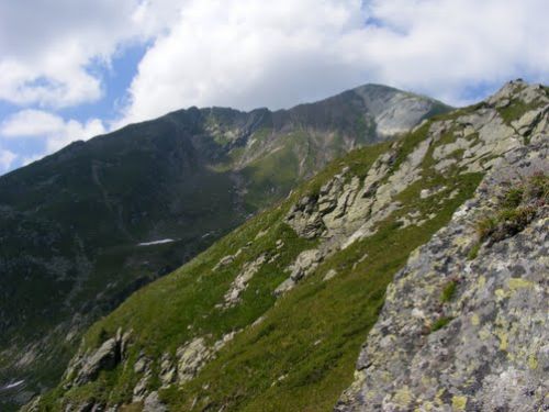 Lookout Point Lespezi Peak Zarnesti