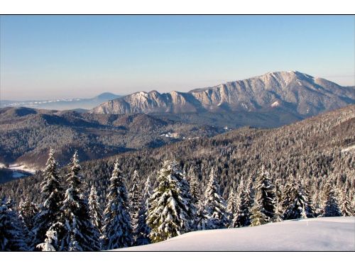 Clăbucetul Azugii Peak Azuga