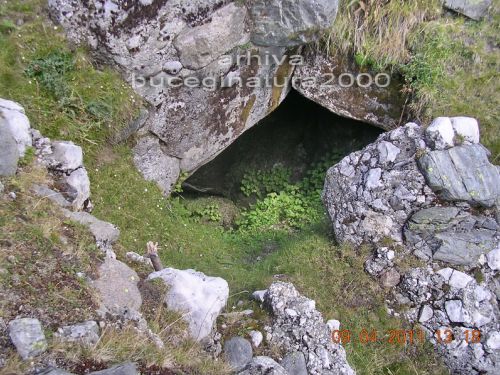 Grotte Avenul De Sub Babele Moroieni