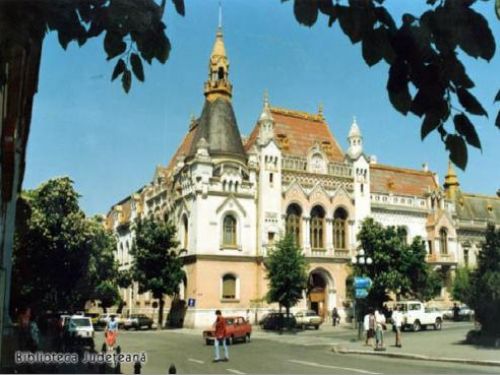 Gheorghe Sincai Bibliothèque Du Comté Oradea