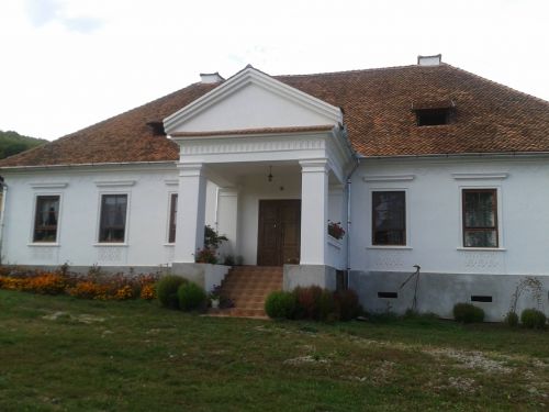 Damokos Mihály Maison Cernat