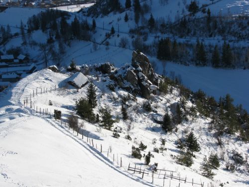 Les Ruines De La Chouette Lunca de Sus