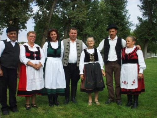 Józsa Margit,traditional Wear Weaving Varsag