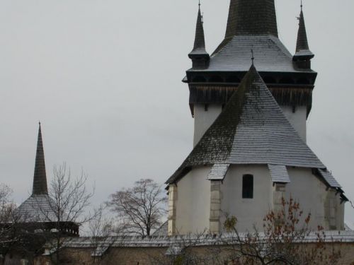 Die Reformiert-Calvine Kirche Valeni Valeni