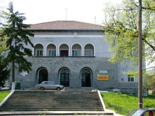 Casa De Cultură Huedin Huedin