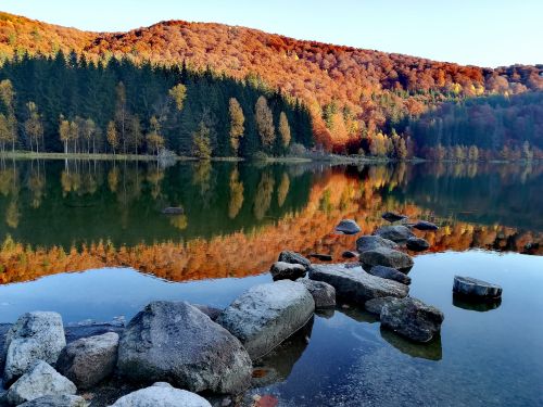 Lacul Sfanta Ana Lazaresti