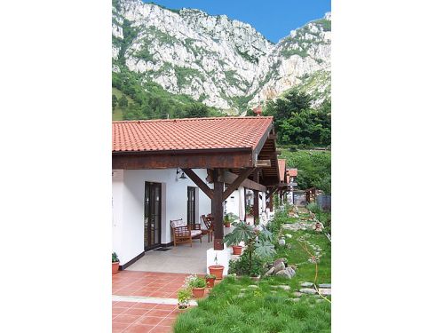 La Dolce Vita Bungalow Băile Herculane (Herkulesfürdő)